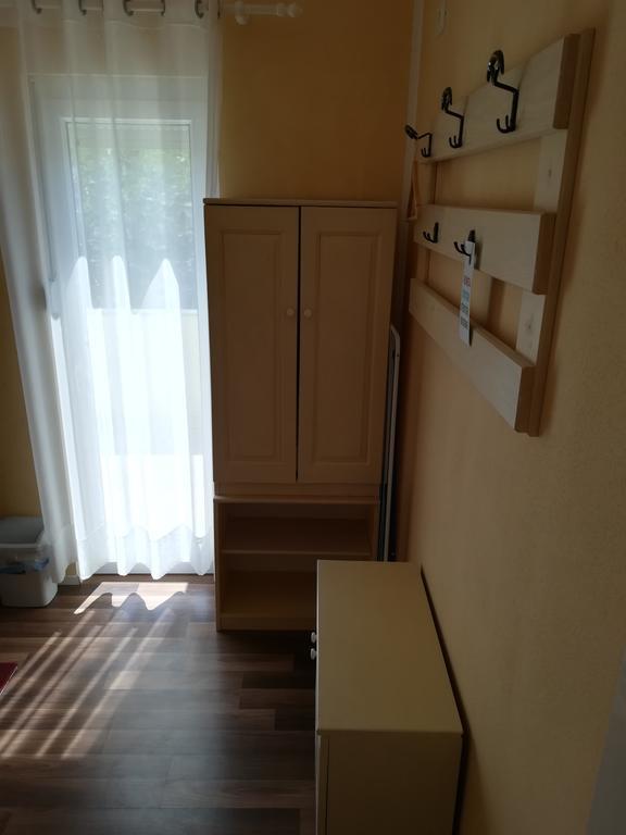 Cinema House Single & Double Rooms & Studio Apartments Pula Dış mekan fotoğraf
