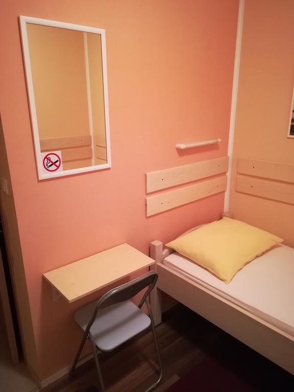 Cinema House Single & Double Rooms & Studio Apartments Pula Dış mekan fotoğraf