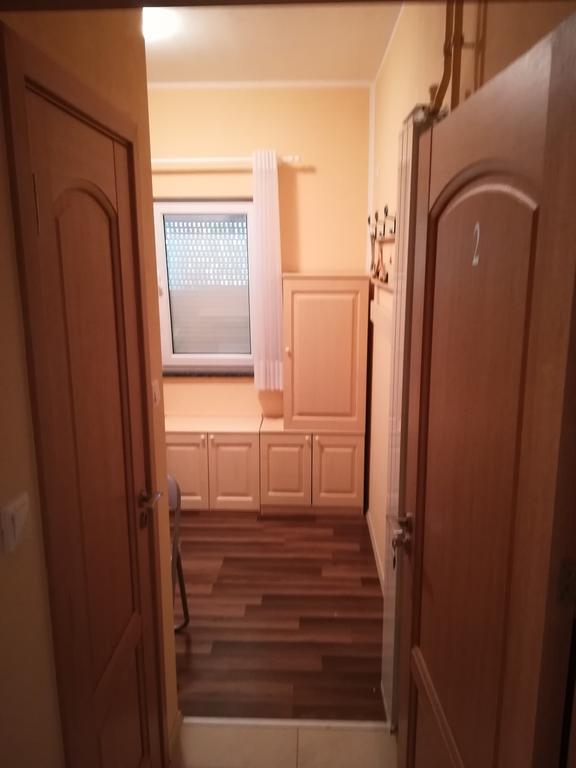 Cinema House Single & Double Rooms & Studio Apartments Pula Dış mekan fotoğraf