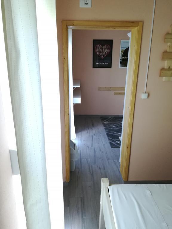 Cinema House Single & Double Rooms & Studio Apartments Pula Dış mekan fotoğraf